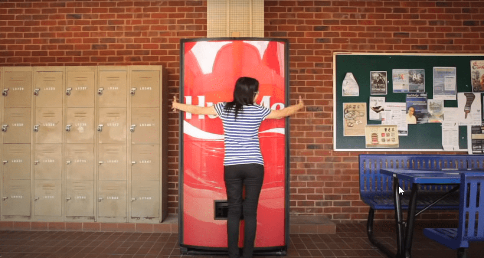 Experiential marketing examples _ Guerilla marketing